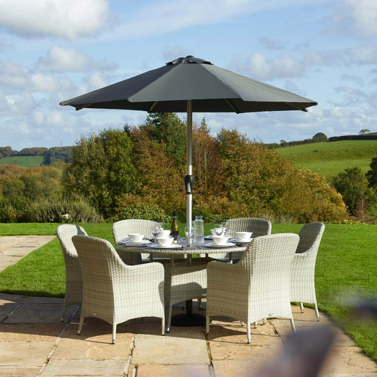 2021 Bramblecrest Tetbury 6-Seat Round Garden Dining Table Set With Parasol - Cloud