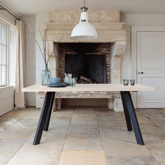 Valencia Solid Oak Dining Table - Natural Oak
